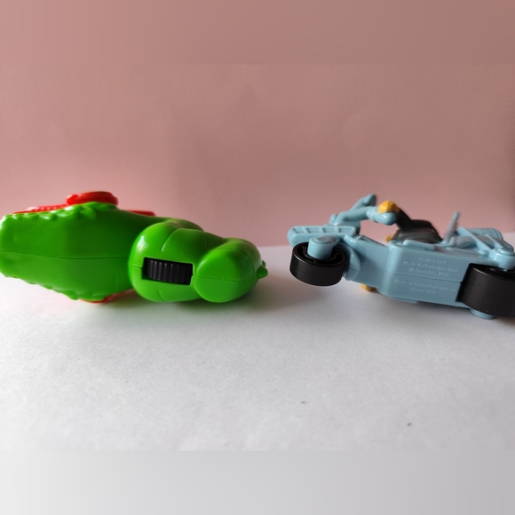 McDonald’s Happy Meal Toy Minions The Rise of Gru 2022 Lot of 2 - Picture 6 of 8